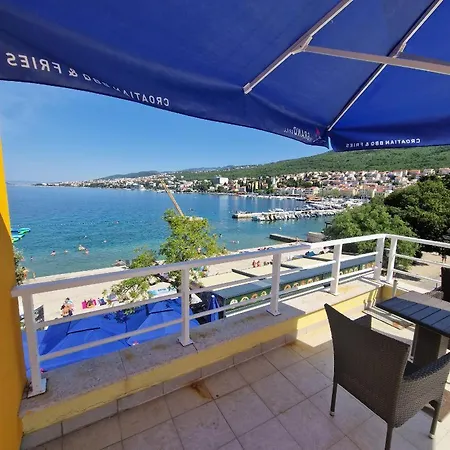 Grand - Beachfront & Selce