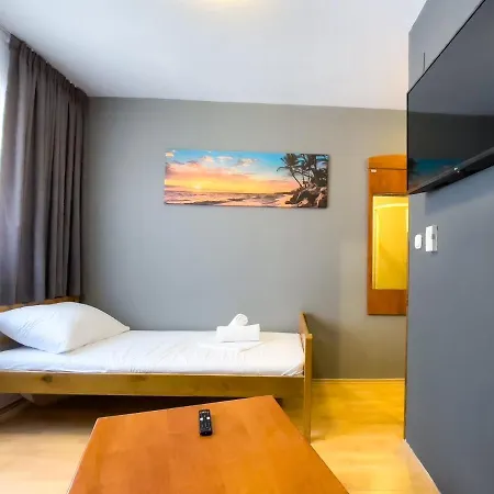 Grand - Beachfront & Hotel