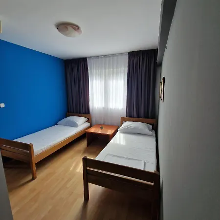 Grand - Premium & Hotel