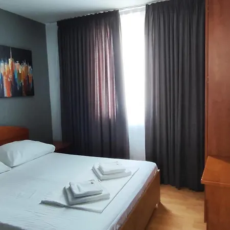 Szálloda Grand - Beachfront & Selce