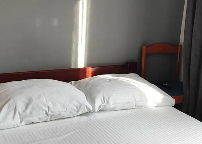 Grand - Beachfront & 3* סלצה
